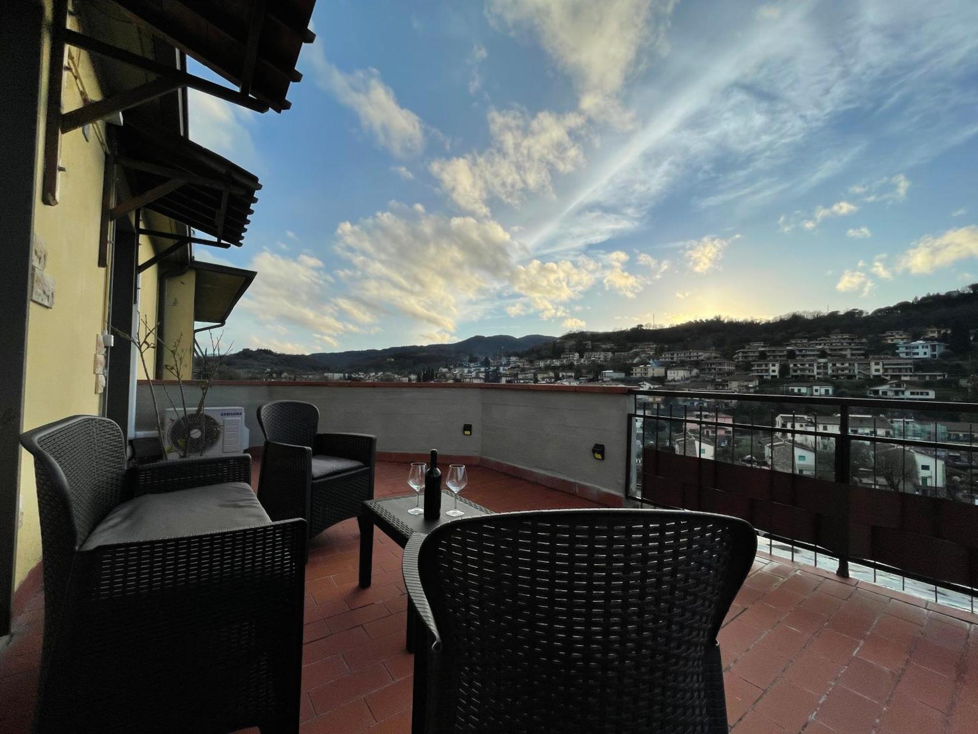 Sesto Piano Apartment Incisa in Val d'Arno Ngoại thất bức ảnh